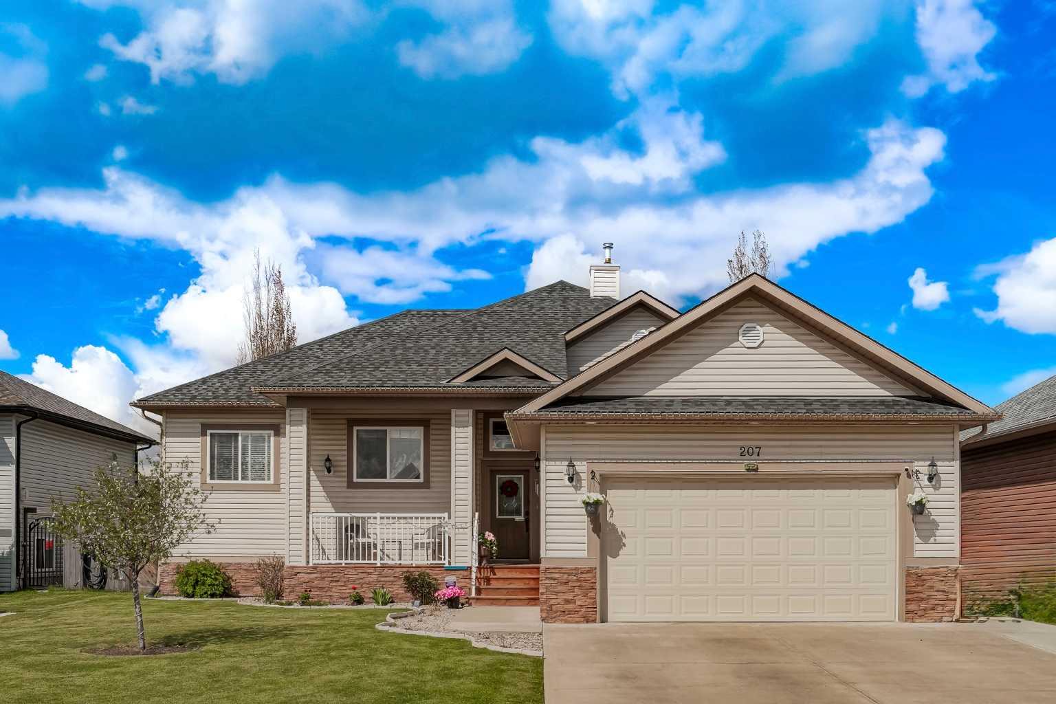 207 Strathmore Lakes Bend