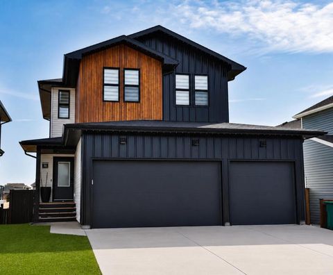 Photo of 56 Greywolf Road N, Lethbridge, AB T1H 7E8 (MLS # A2299121)