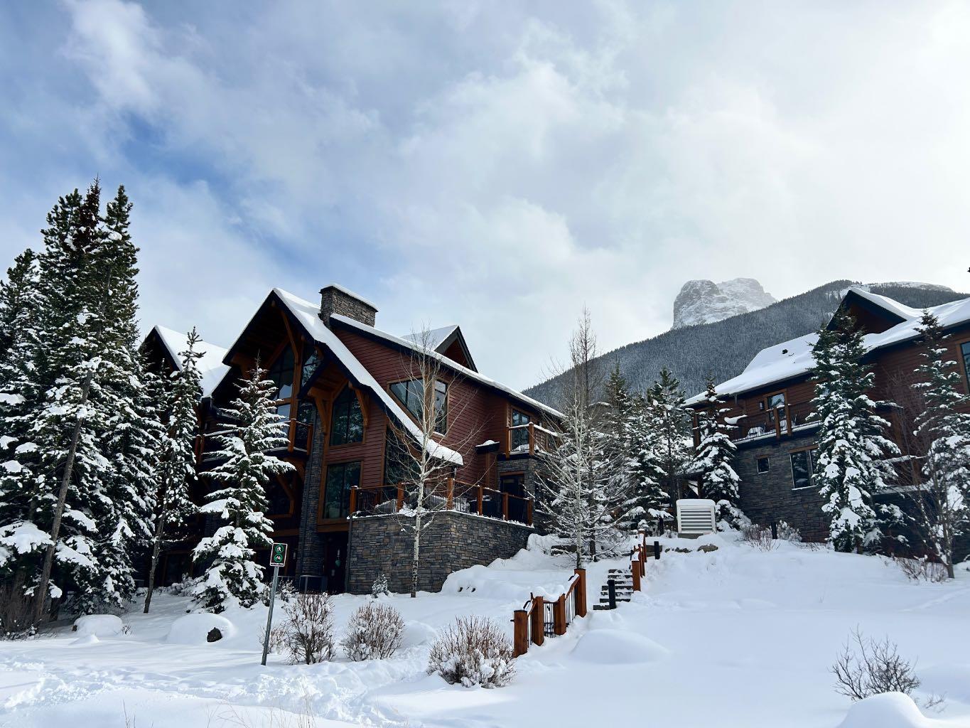 101E Stewart Creek Landing 5102