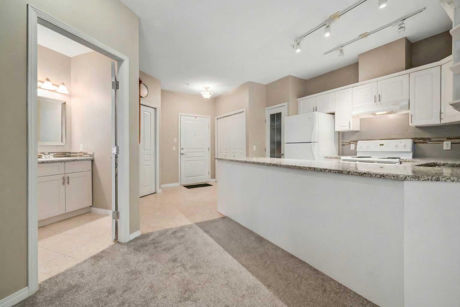 1113 Lake Fraser Green SE 1113