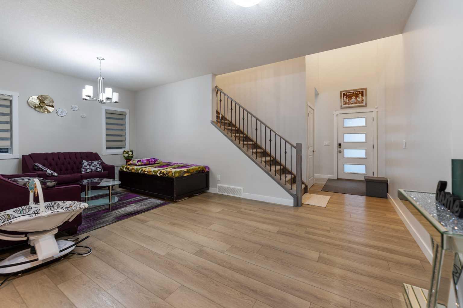 260 Homestead Grove NE