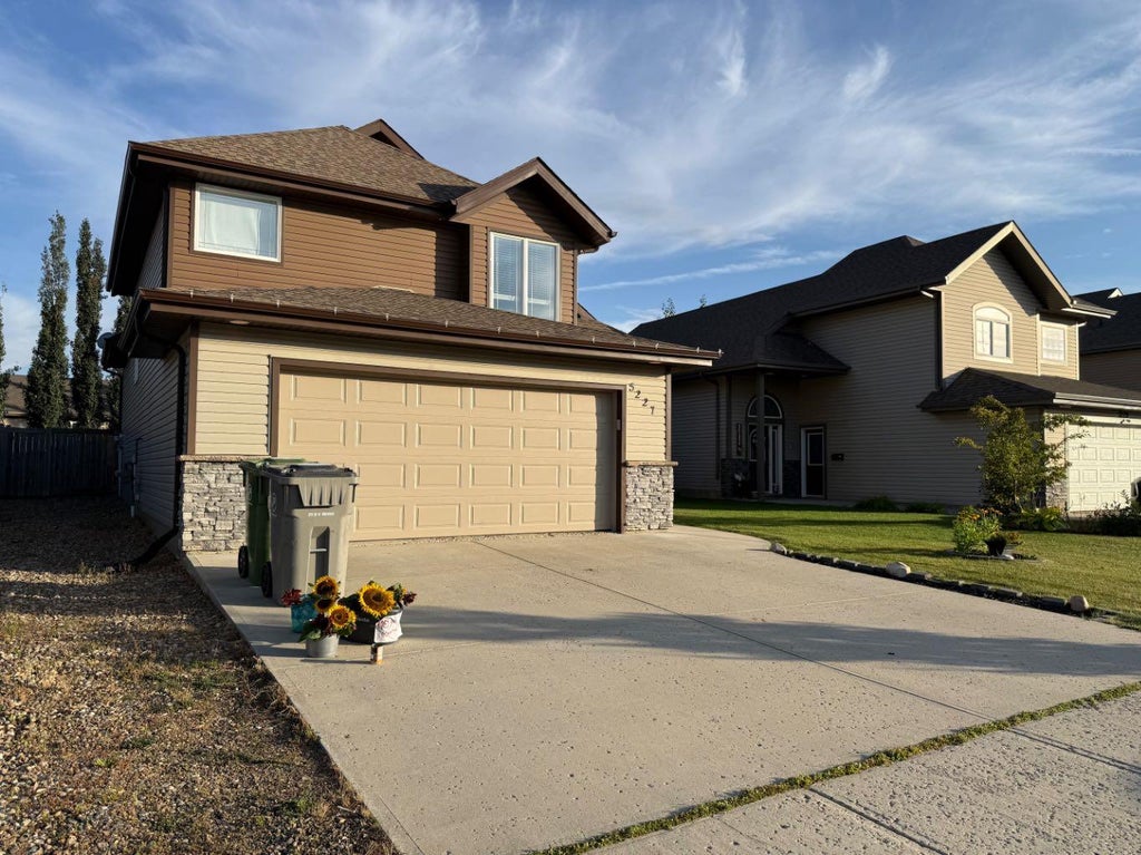 Photo of 5227 15 Street, Lloydminster, AB T9V 0Y2 (MLS # A2343182)