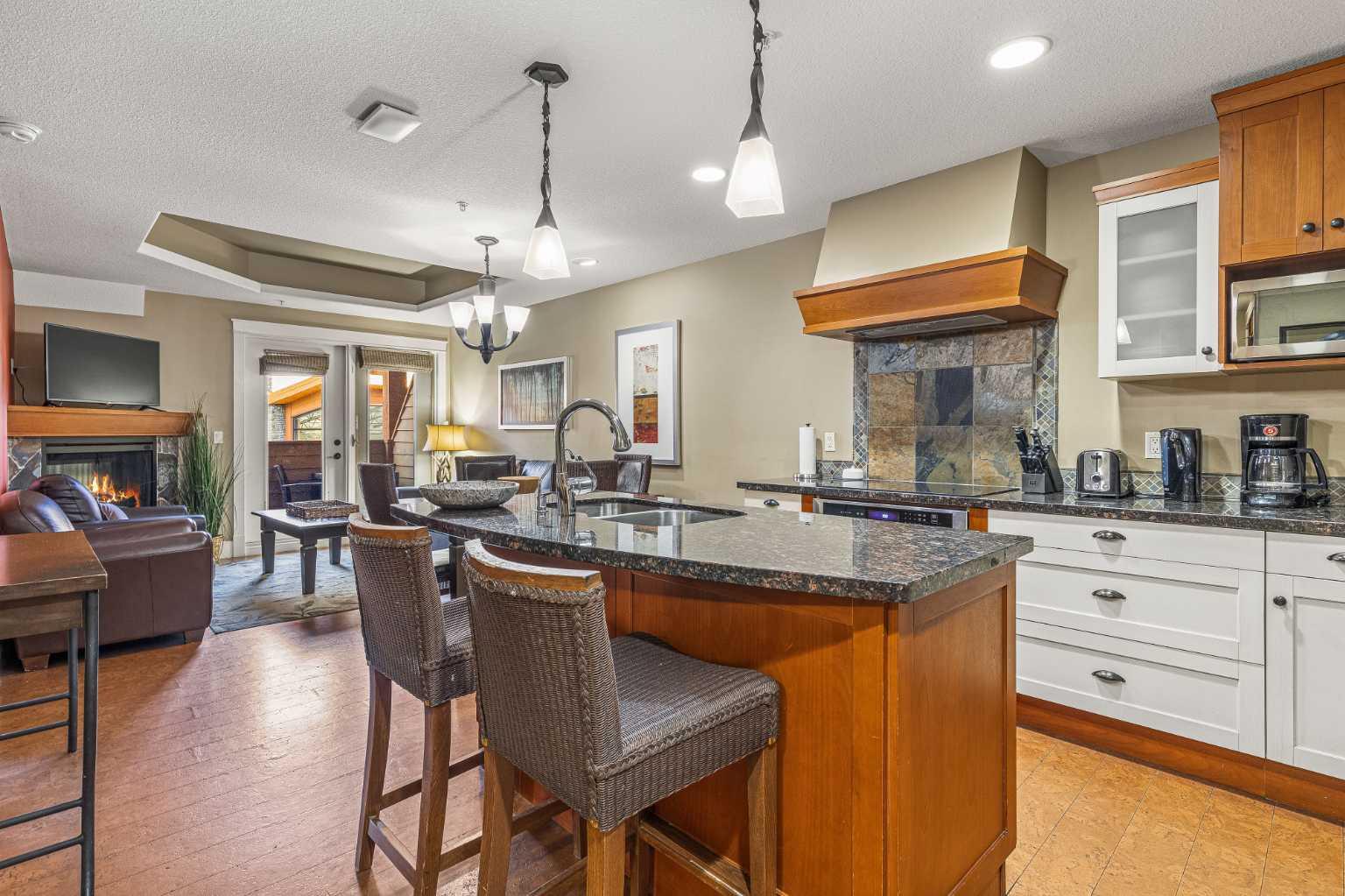 191 Kananaskis Way 305