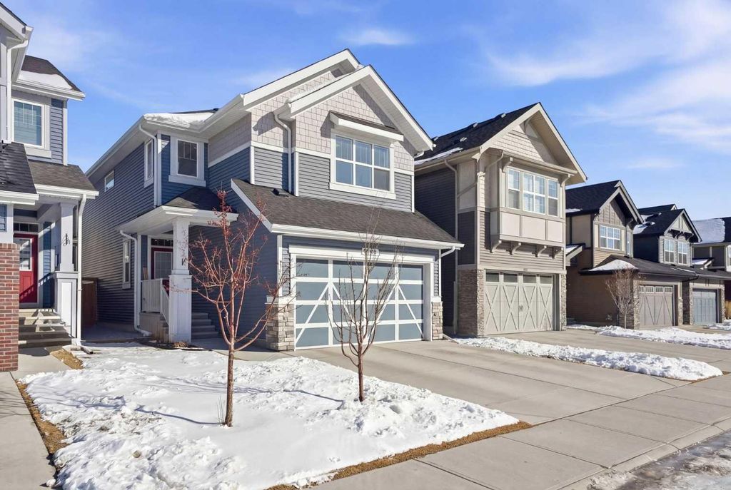 Photo of 320 Sundown View, Cochrane, AB T4C 2R2 (MLS # A2292177)