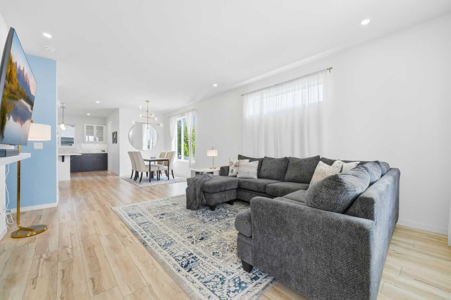 2 Birch Glen
