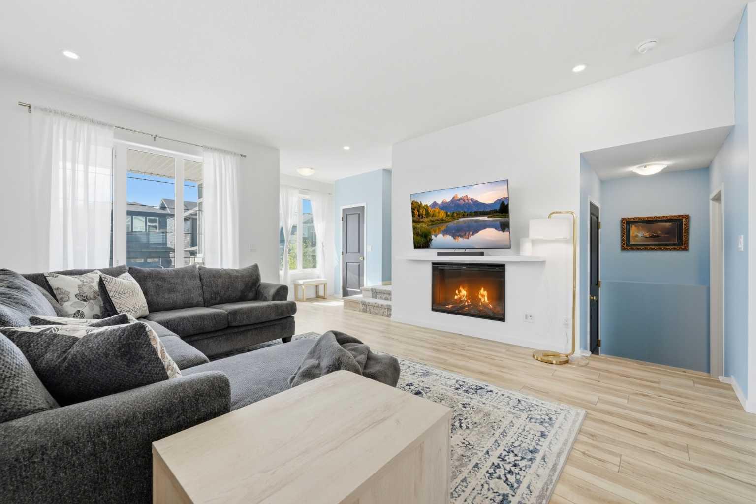 2 Birch Glen