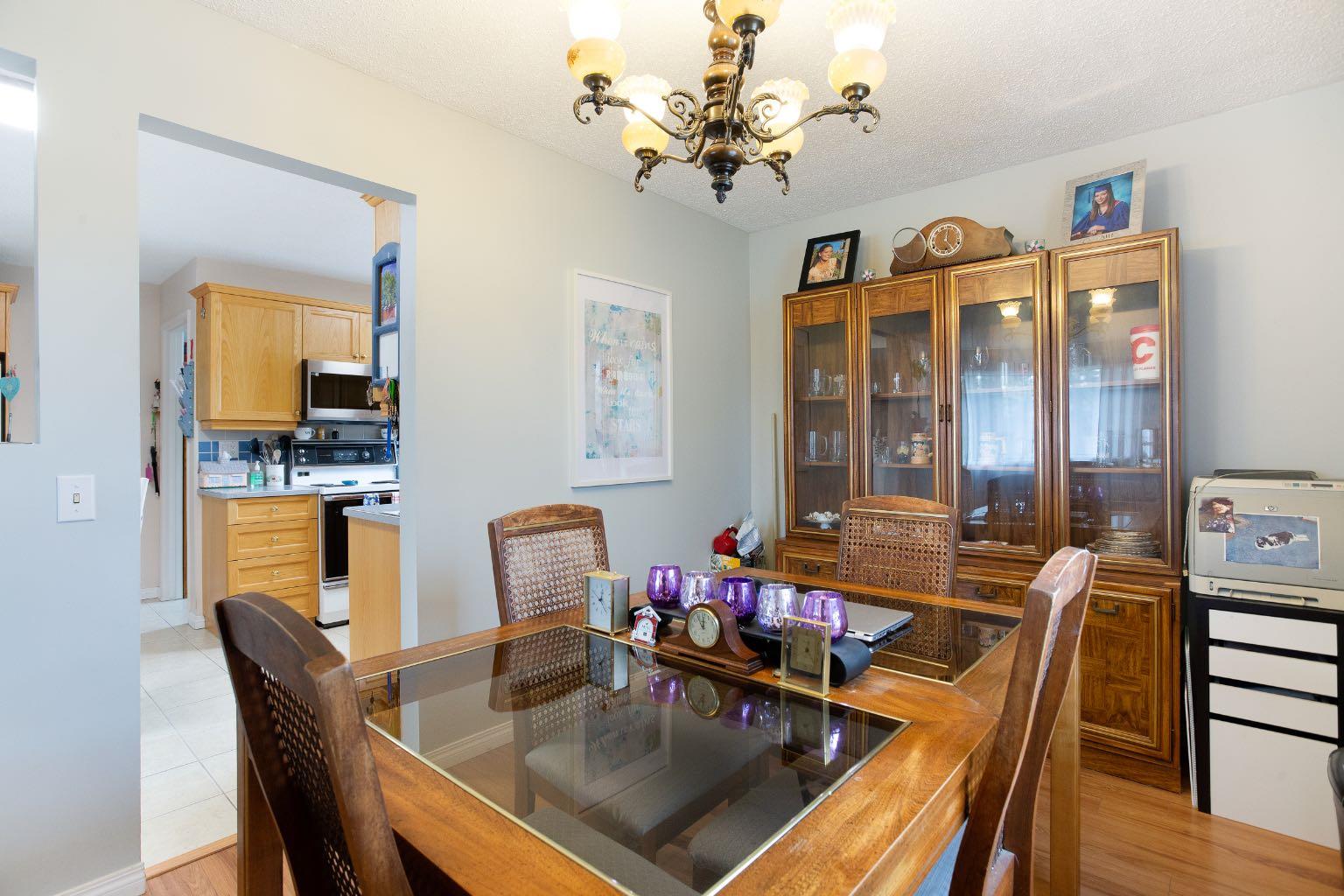 103 Forest Crescent SE