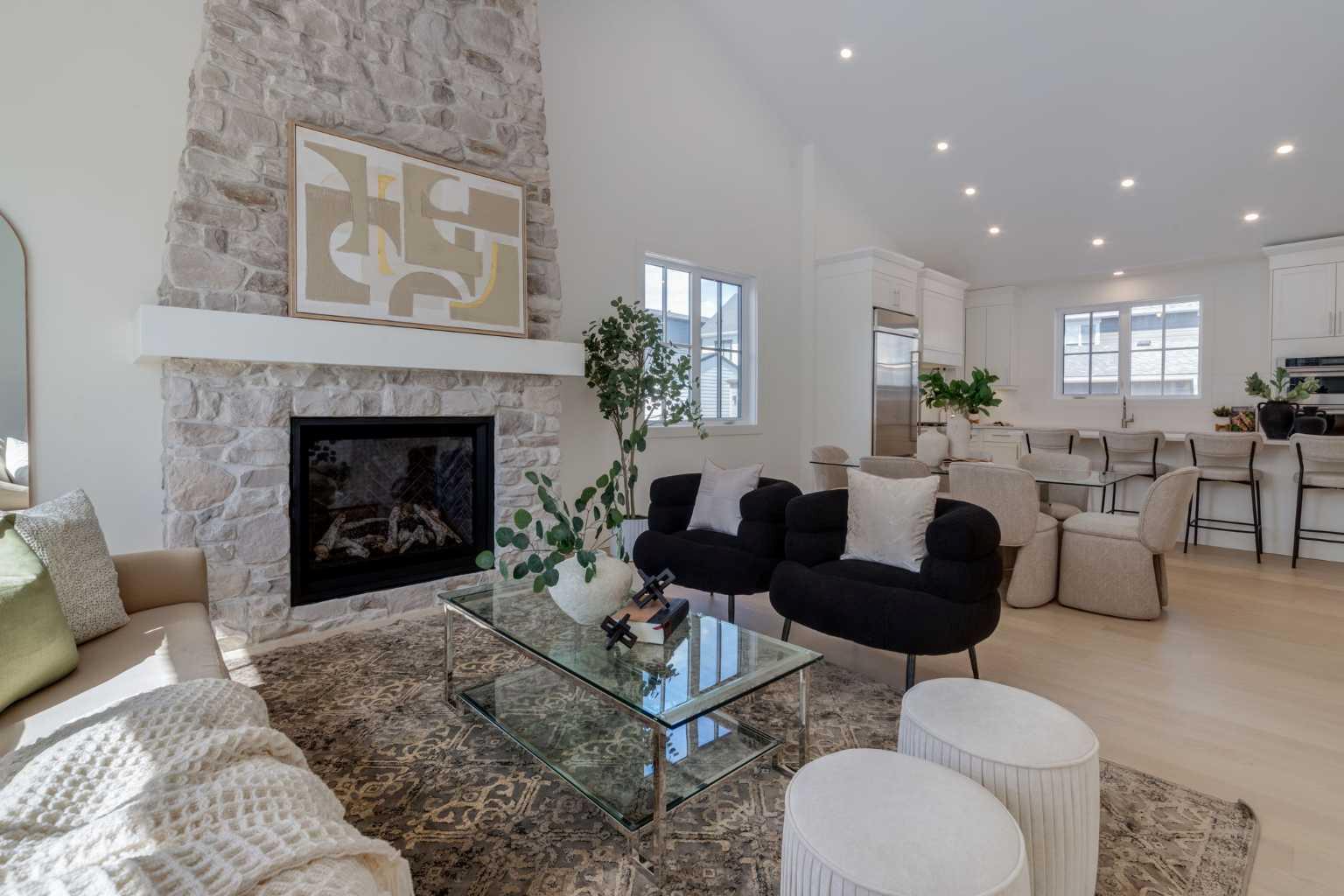 90 Treeline Gardens SW