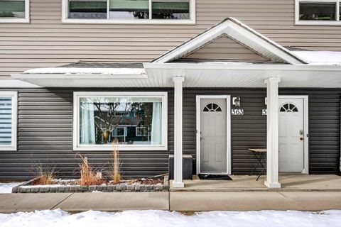 563 Regal Park NE Calgary AB T2E 0S6