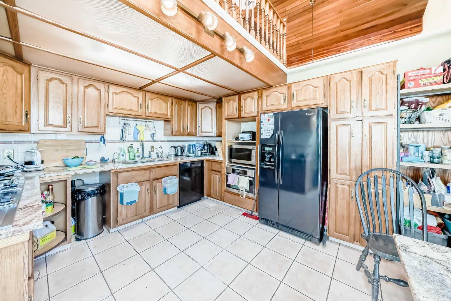 156 Edgehill Close NW
