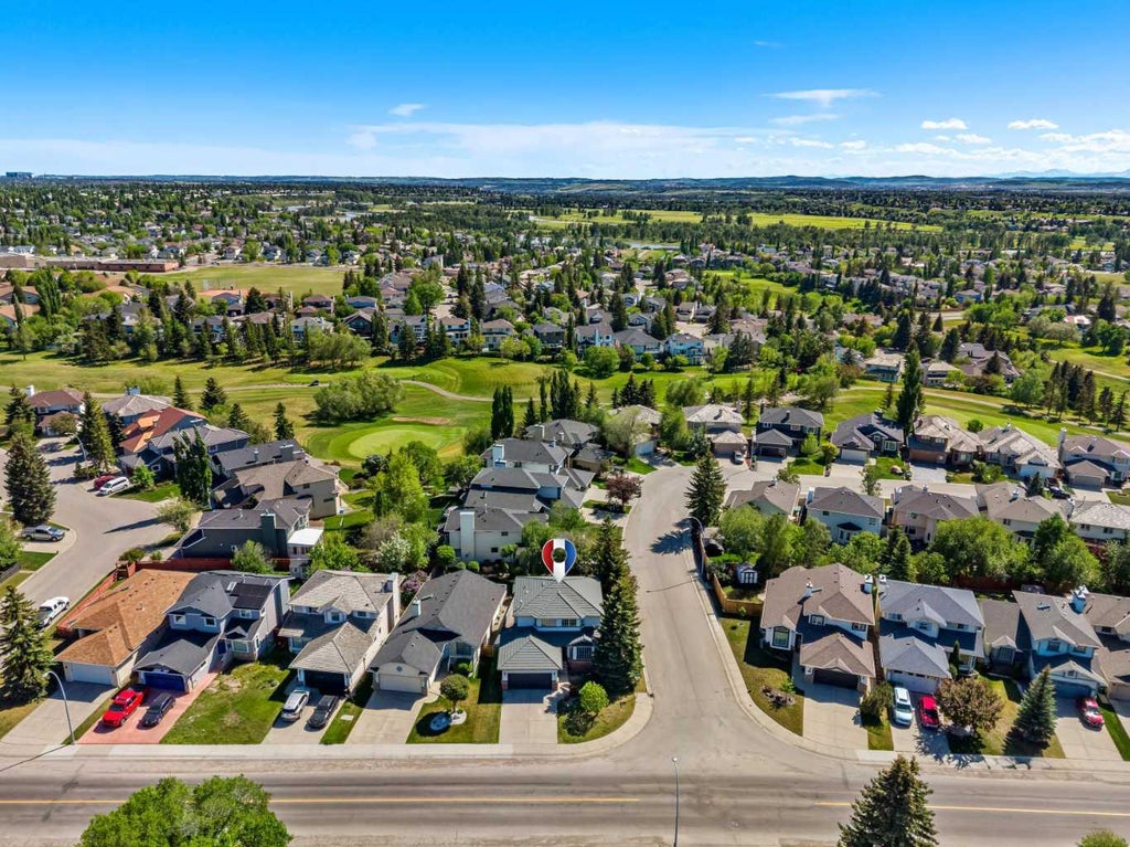 Photo of 268 Douglas Woods Drive SE, Calgary, AB T2Z 2E9 (MLS # A2315662)