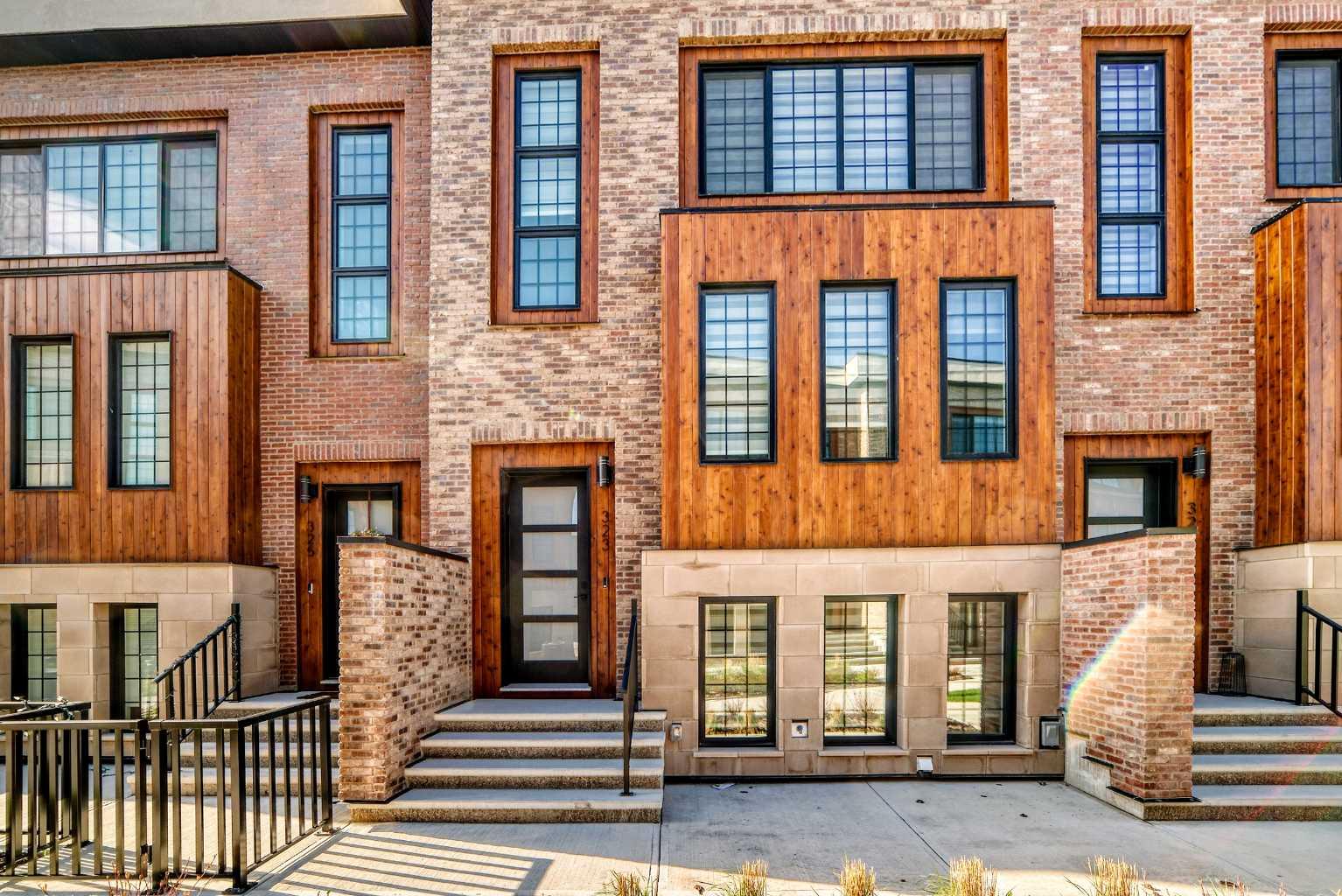 81 Greenbriar Place NW 323