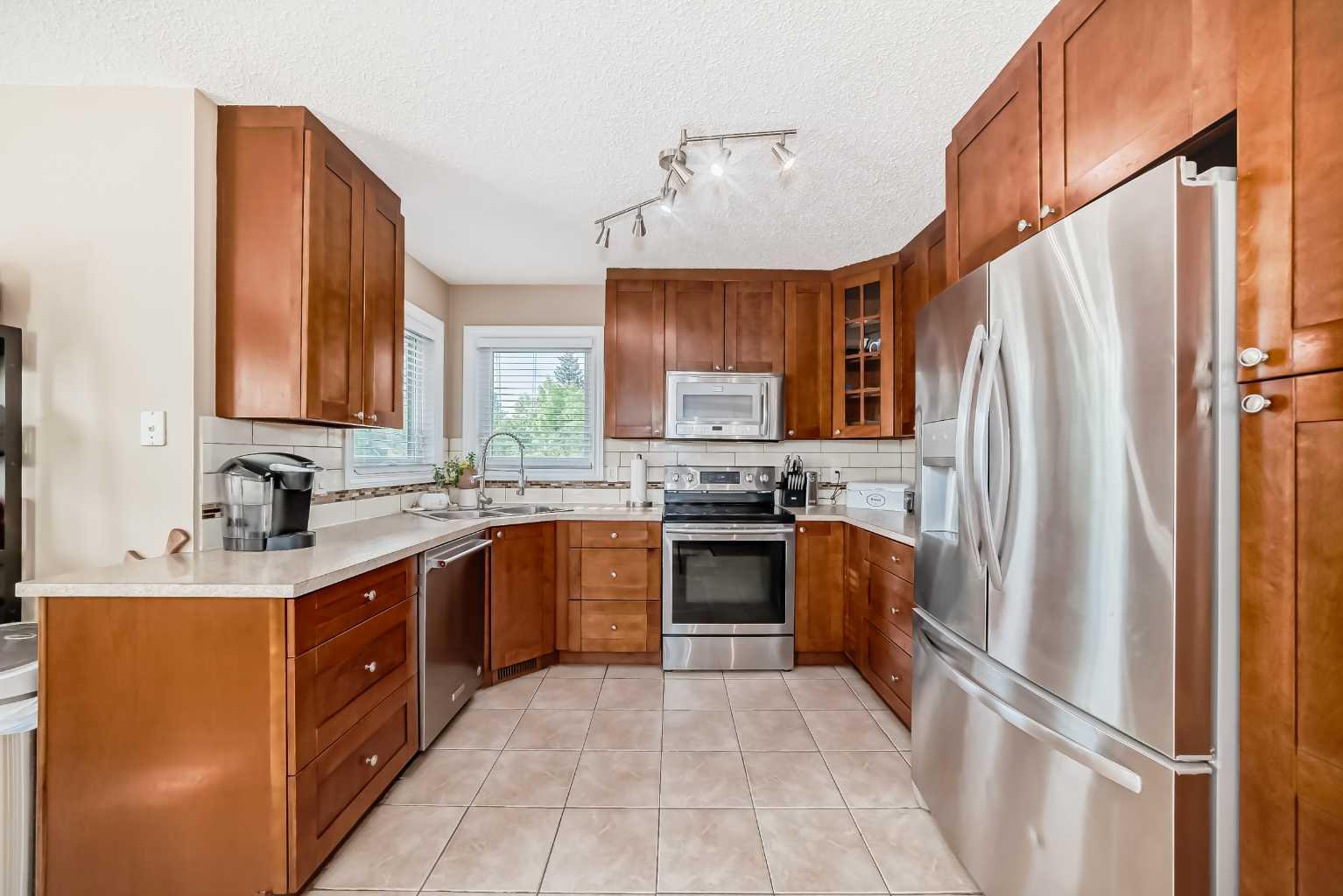 127 Mckerrell Way SE