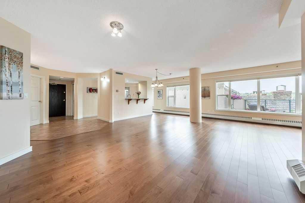200 La Caille Place SW 301
