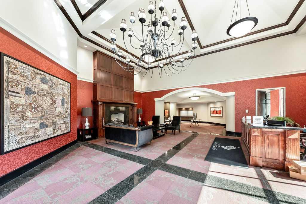 200 La Caille Place SW 301