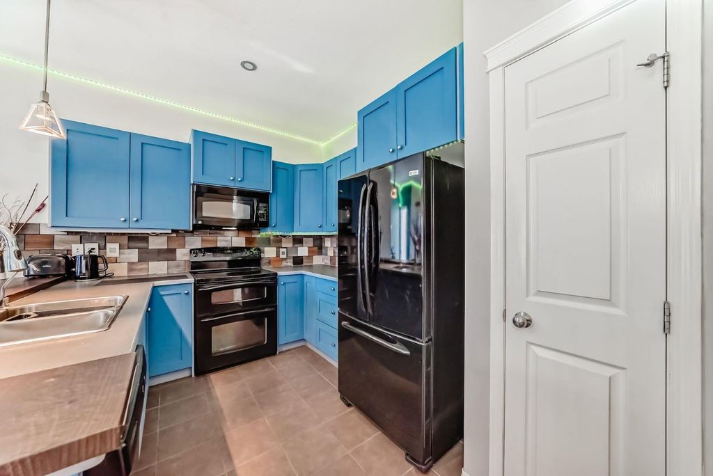 Photo of 51 Arbours Circle NW, Langdon, AB T0J 1X2 (MLS # A2266333)