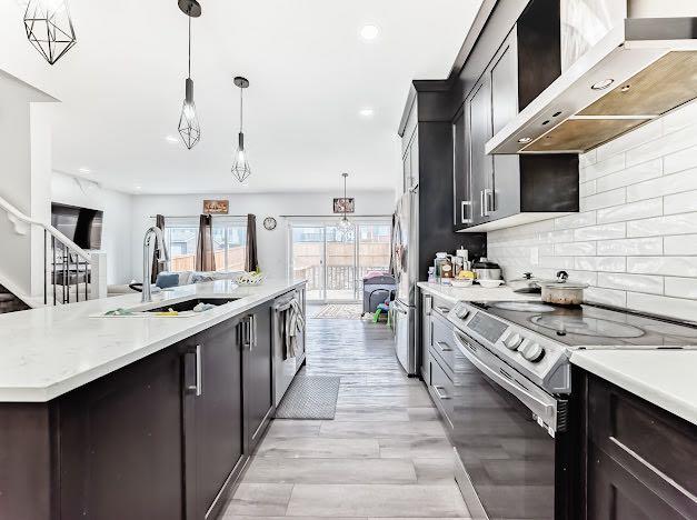 198 Lucas Heights NW