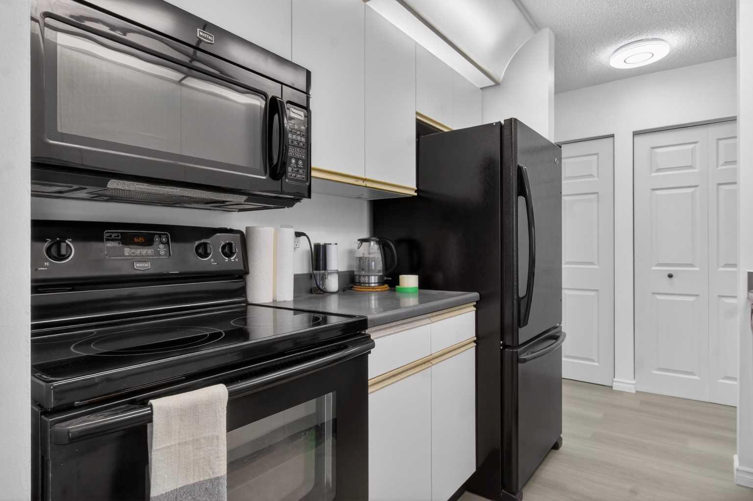 10 Dover Point SE 414