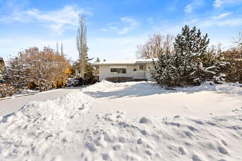 3414 31 Street SW Calgary AB T3E 2P2
