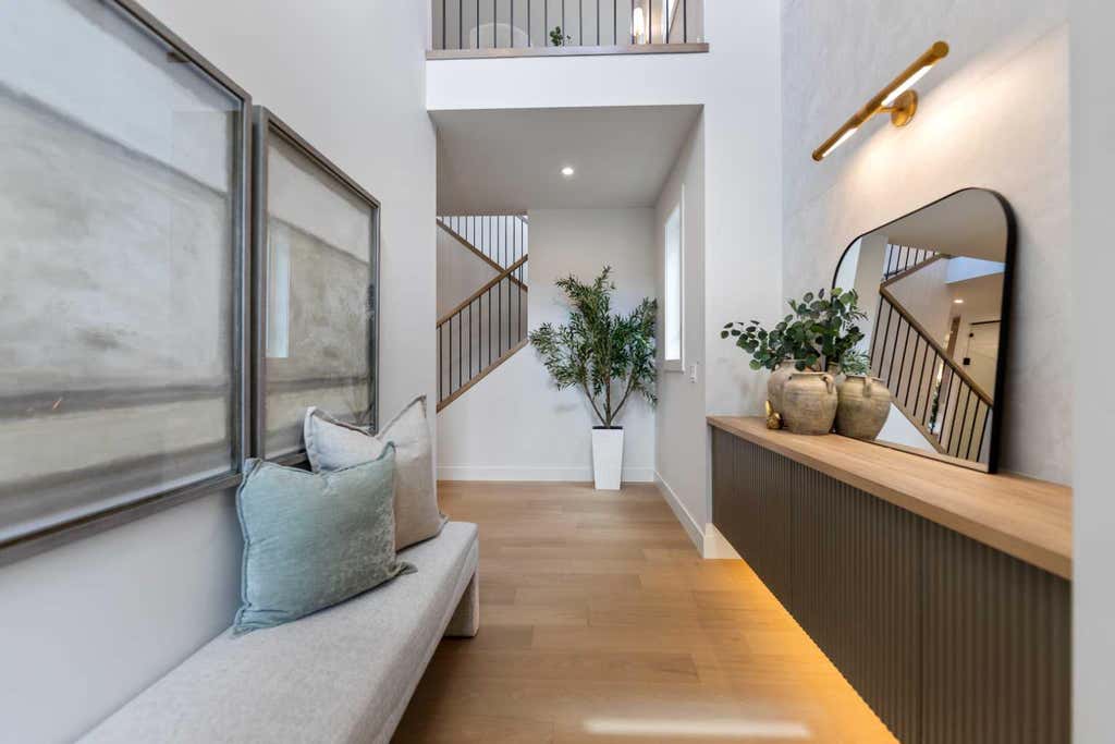 Photo of 50 Patterson Rise SW, Calgary, AB T3H 2E3 (MLS # A2321890)