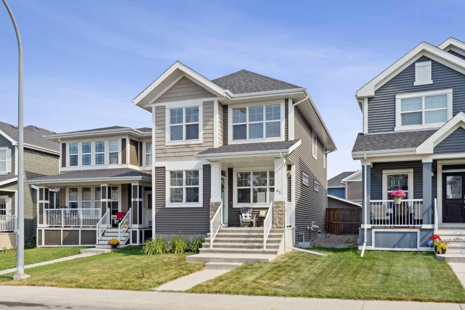 91 River Heights Green