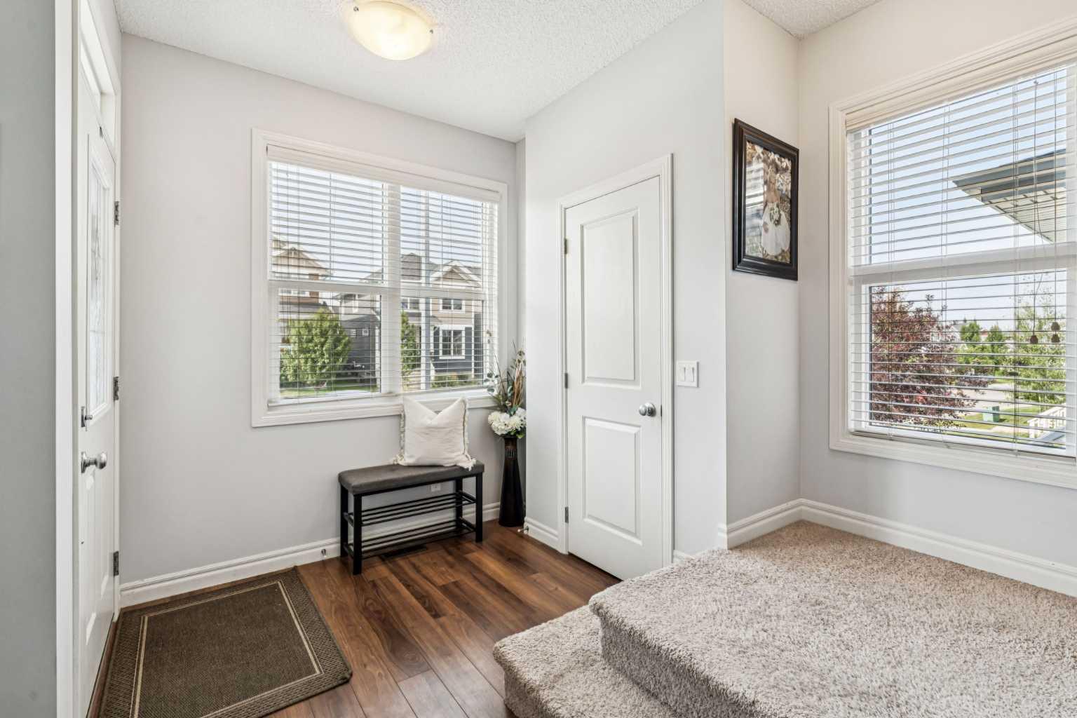 91 River Heights Green