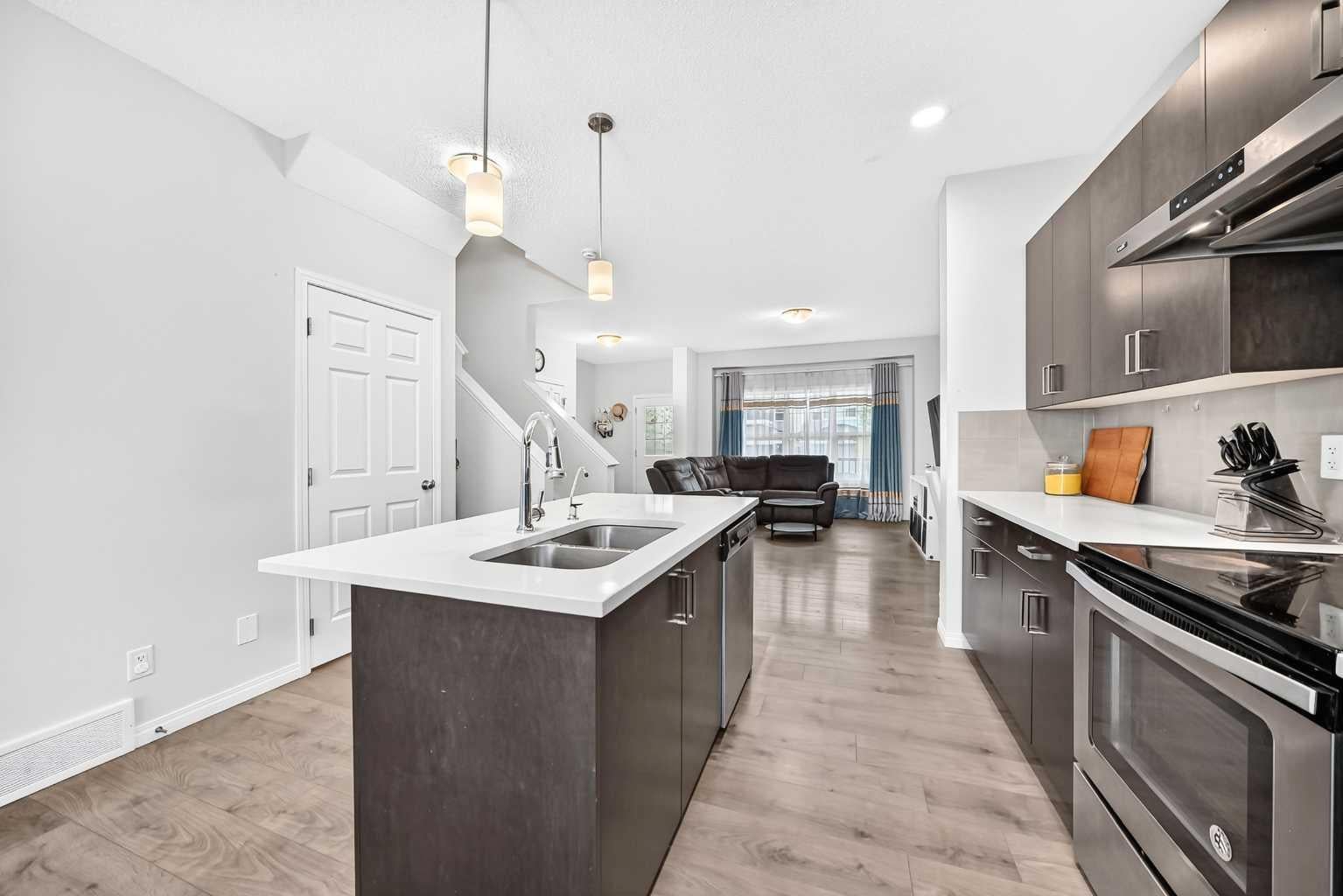 246 Walgrove Terrace SE