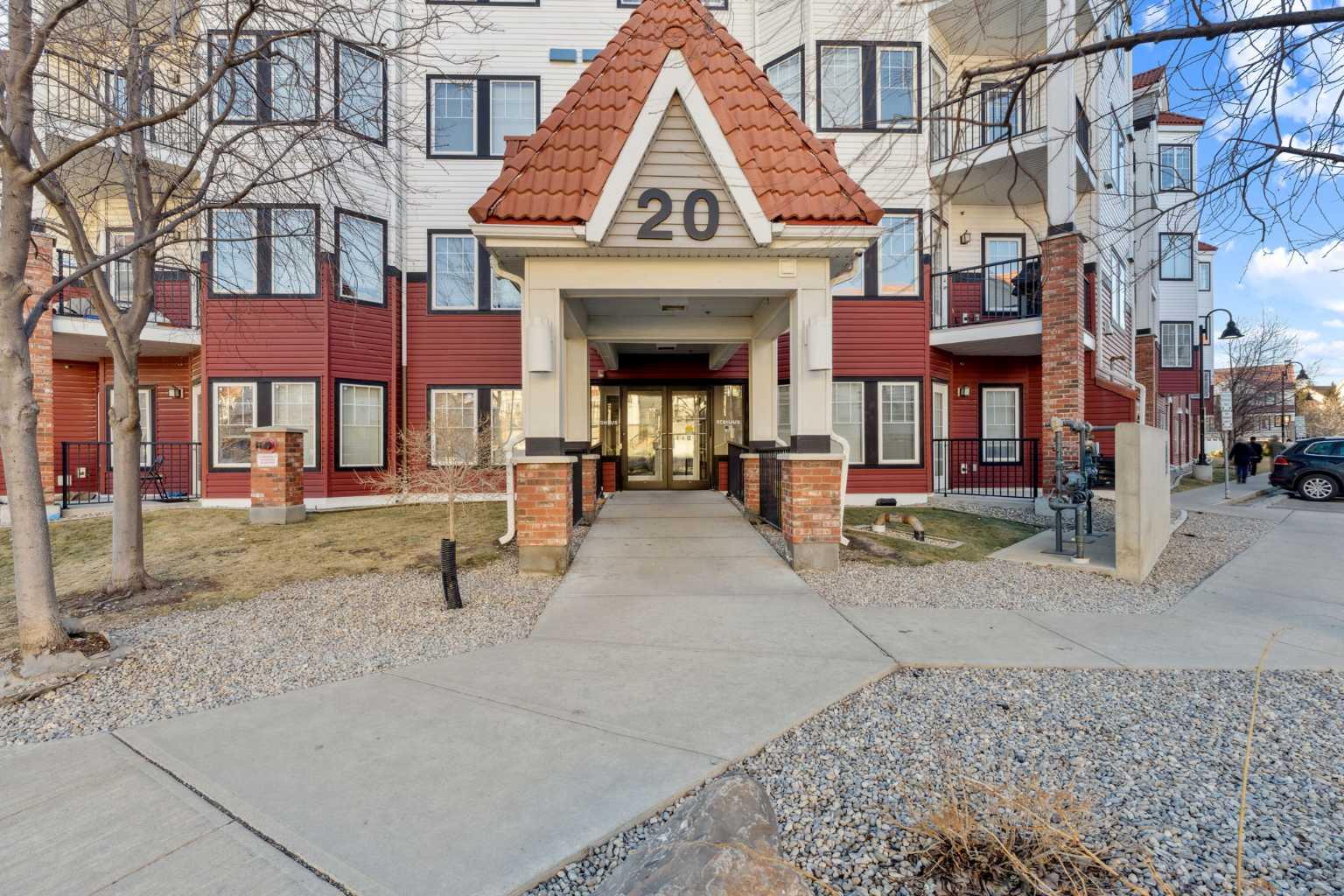 20 Royal Oak Plaza NW 321