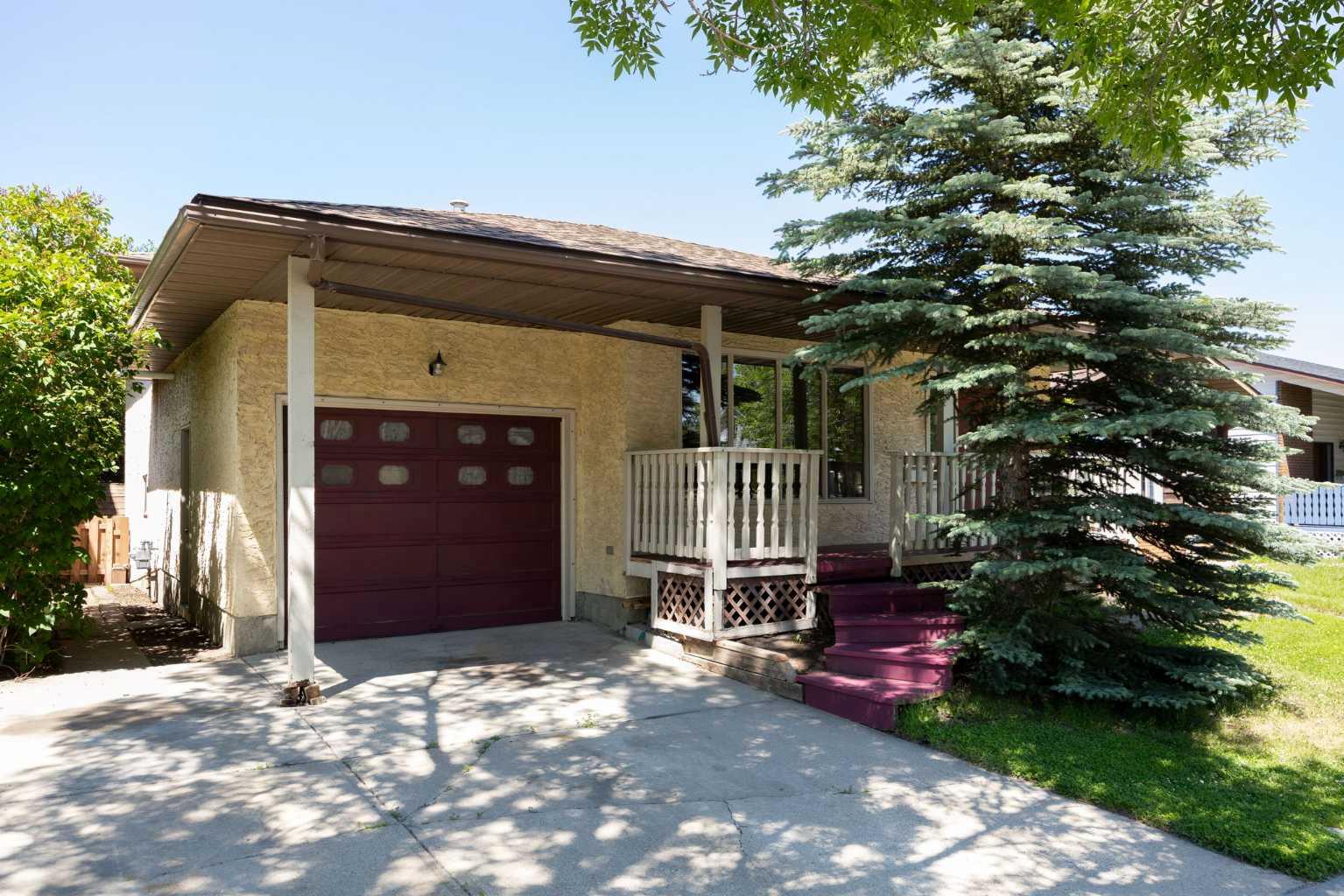 80 Macewan Drive NW