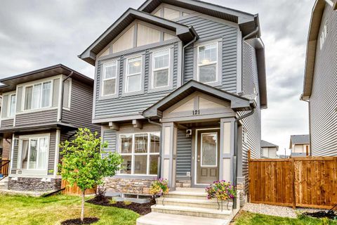 Photo of 121 Palomino Street, Cochrane, AB T4C 2P8 (MLS # A2325658)