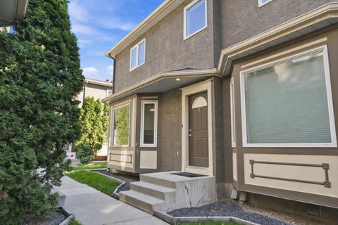 Photo of 2132 35 Avenue SW #2, Calgary, AB T2T 2E3 (MLS # A2346045)