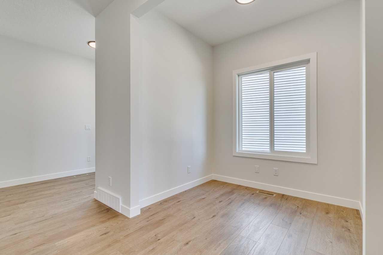 72 Sora Terrace SE