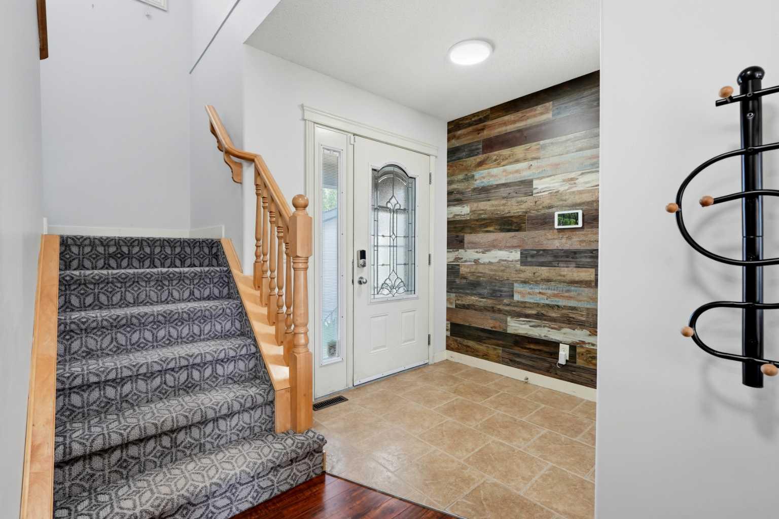 156 Covehaven Terrace NE