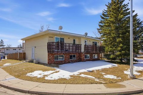 Photo of 6335 24th Avenue NE, Calgary, AB T1Y 2C5 (MLS # A2301860)