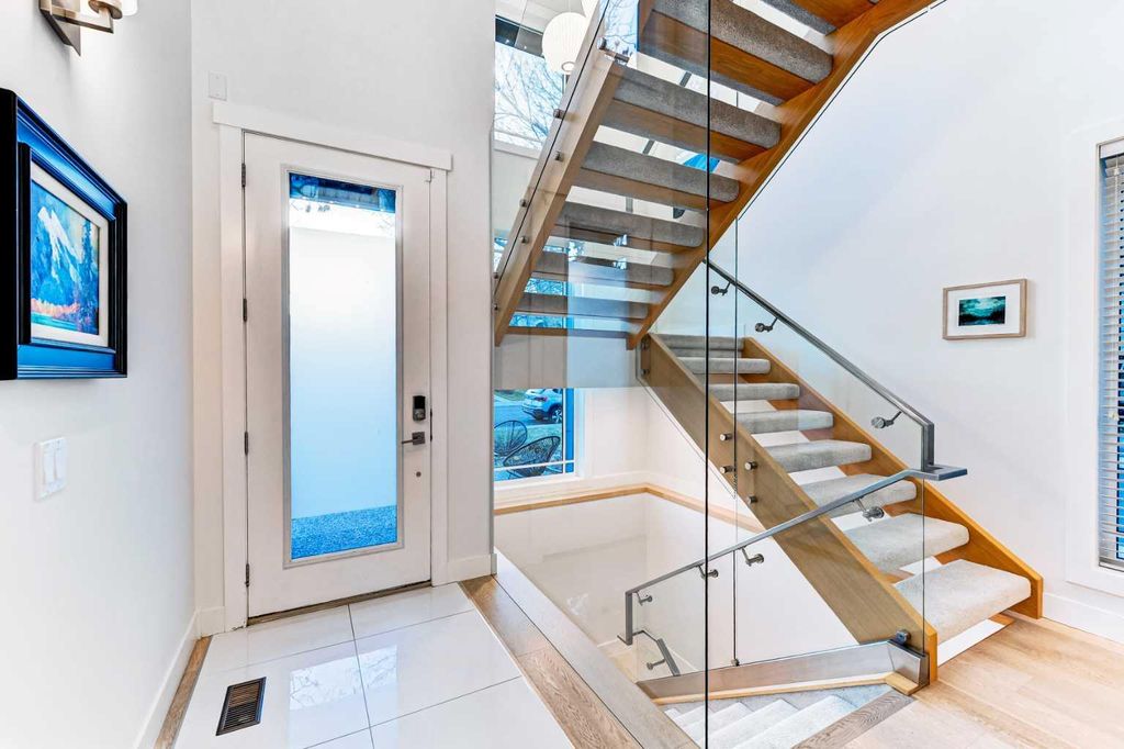 Photo of 116 34A Street NW, Calgary, AB T2N 2Y3 (MLS # A2286882)