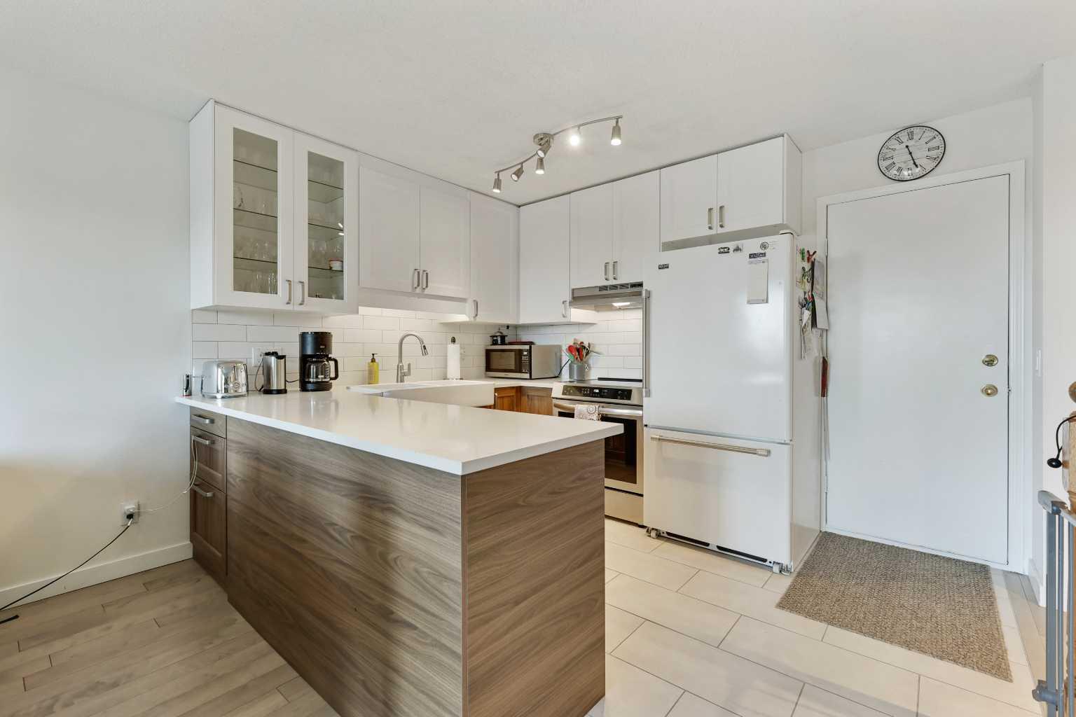 72 Coach Side Terrace SW