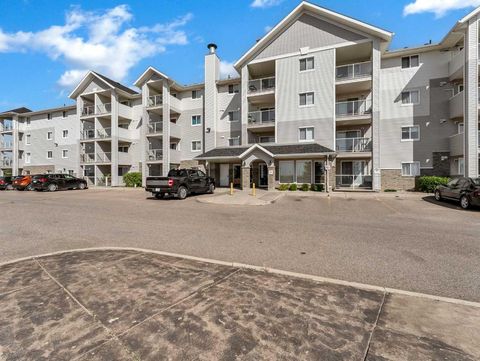 Photo of 1648 Saamis Drive NW #216, Medicine Hat, AB T1C 4X1 (MLS # A2326204)