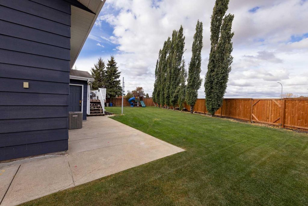 Photo of 10620 103 Street Close, Fairview, AB T0H 1L0 (MLS # A2296184)