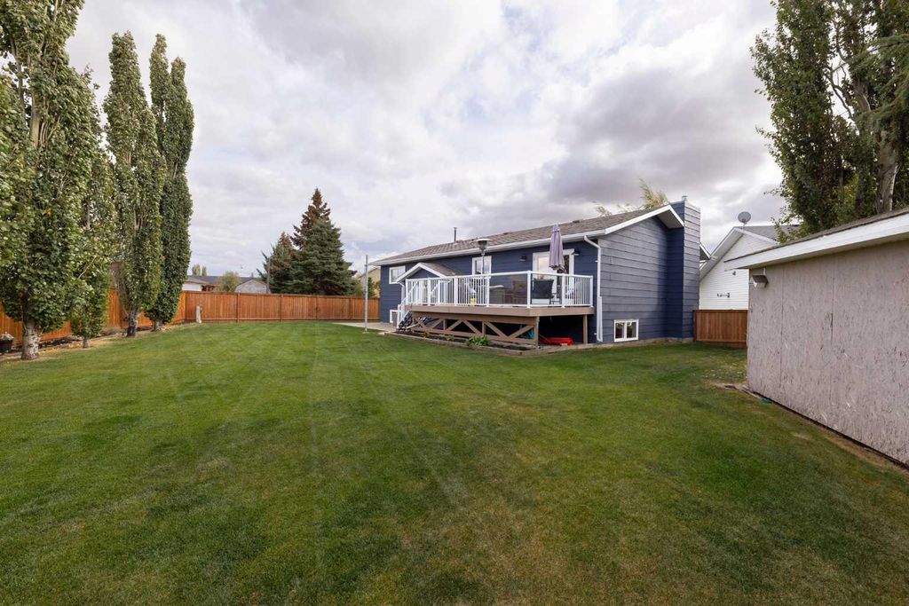 Photo of 10620 103 Street Close, Fairview, AB T0H 1L0 (MLS # A2296184)