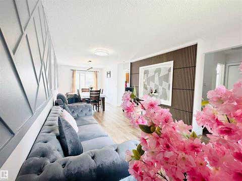 Photo of 40 PINECLIFF Close NE, Calgary, AB T1Y 4N5 (MLS # A2323429)