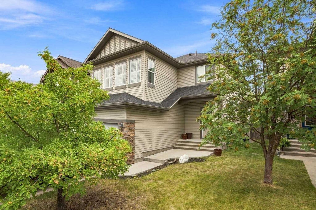 Photo of 107 Brightonstone Common SE, Calgary, AB T2Z 0K4 (MLS # A2335878)
