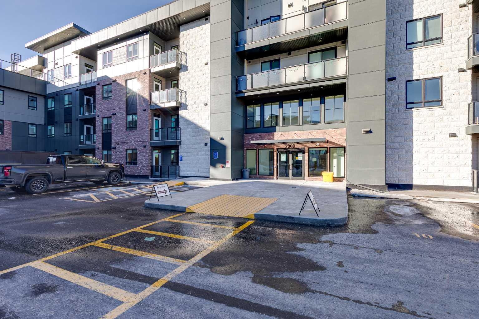 520 Reynolds Avenue SW 2203