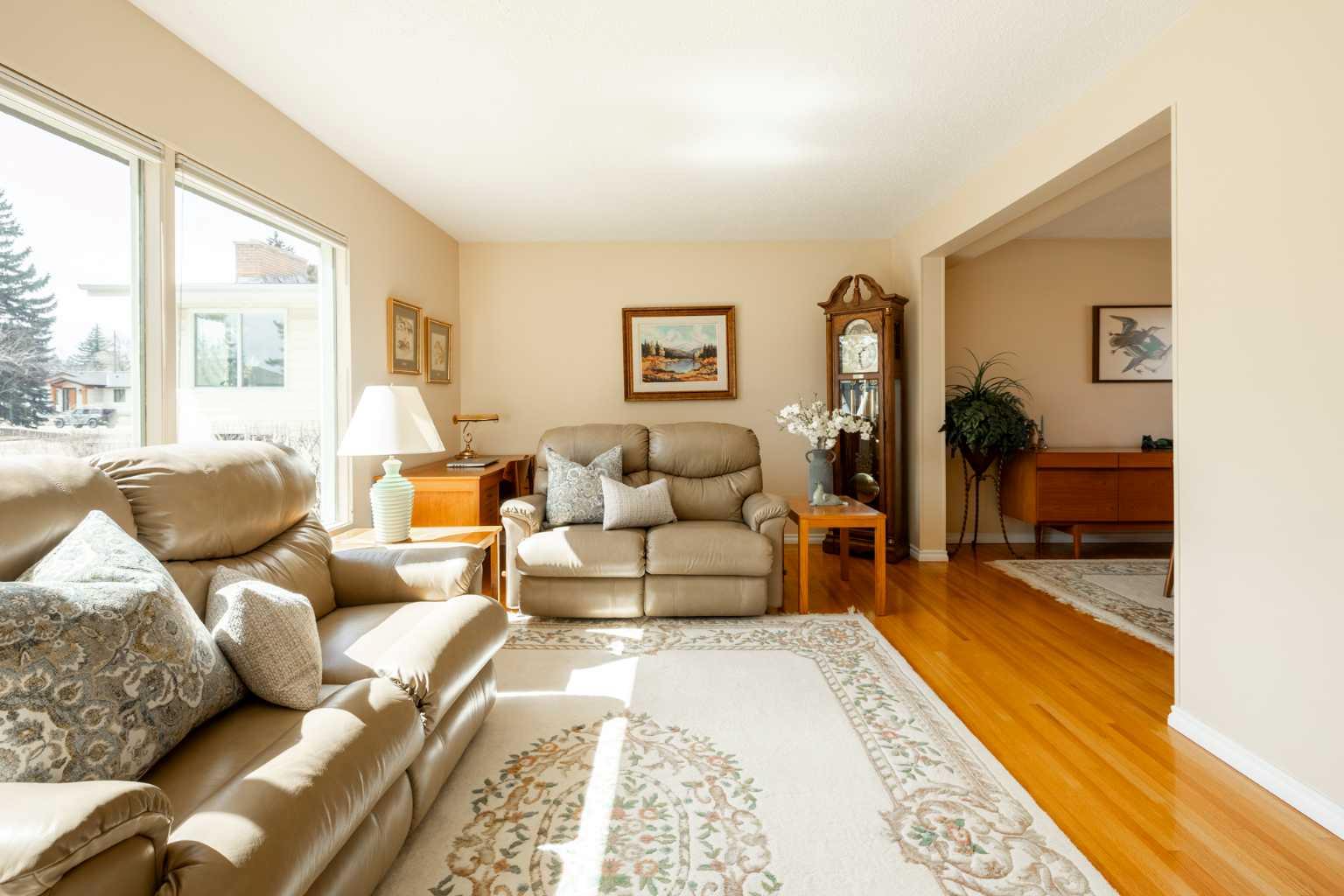 412 Woodbend Road SE