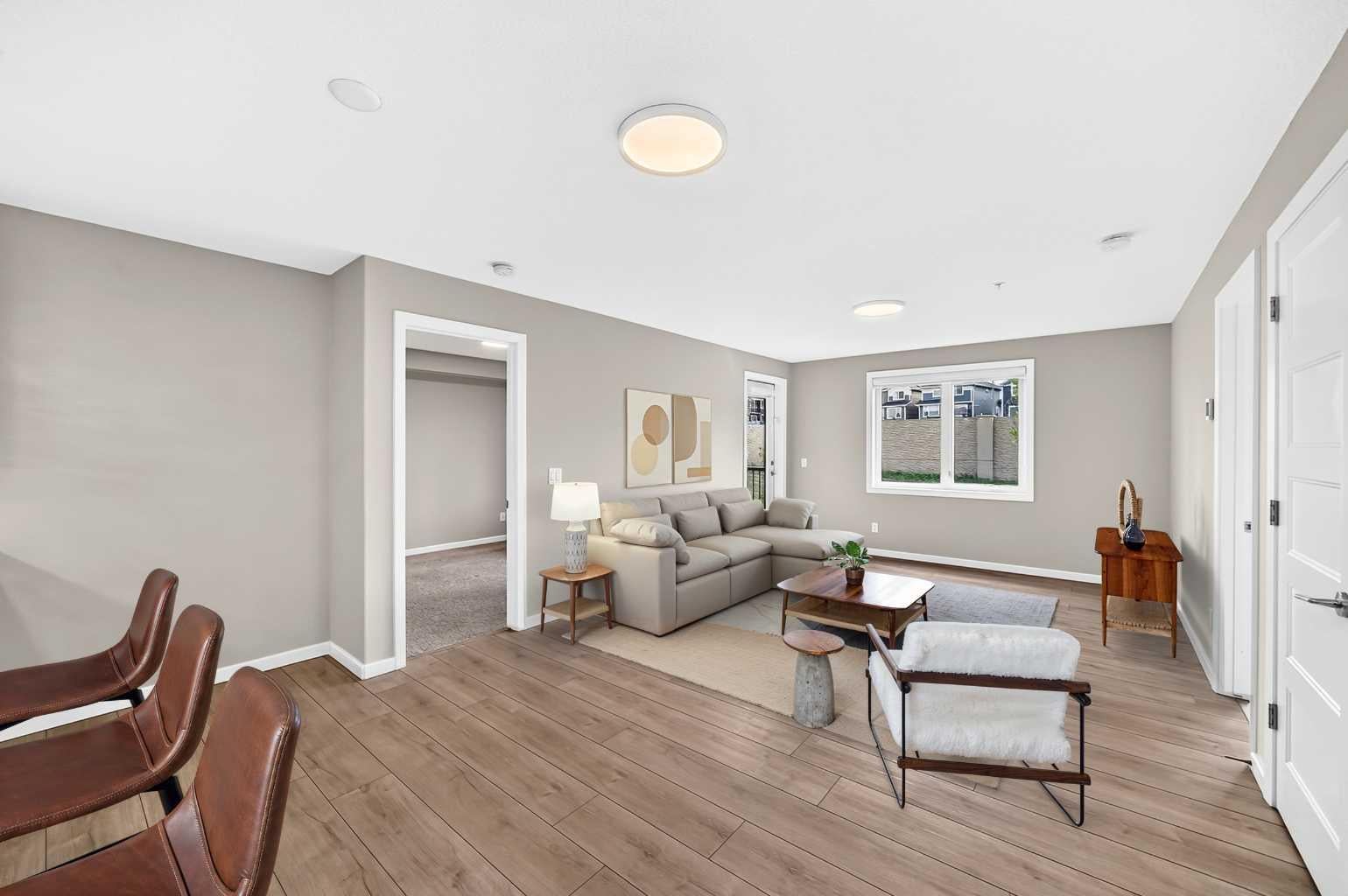 450 Kincora Glen Road NW 3305