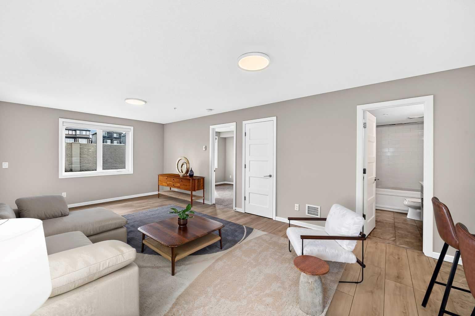 450 Kincora Glen Road NW 3305