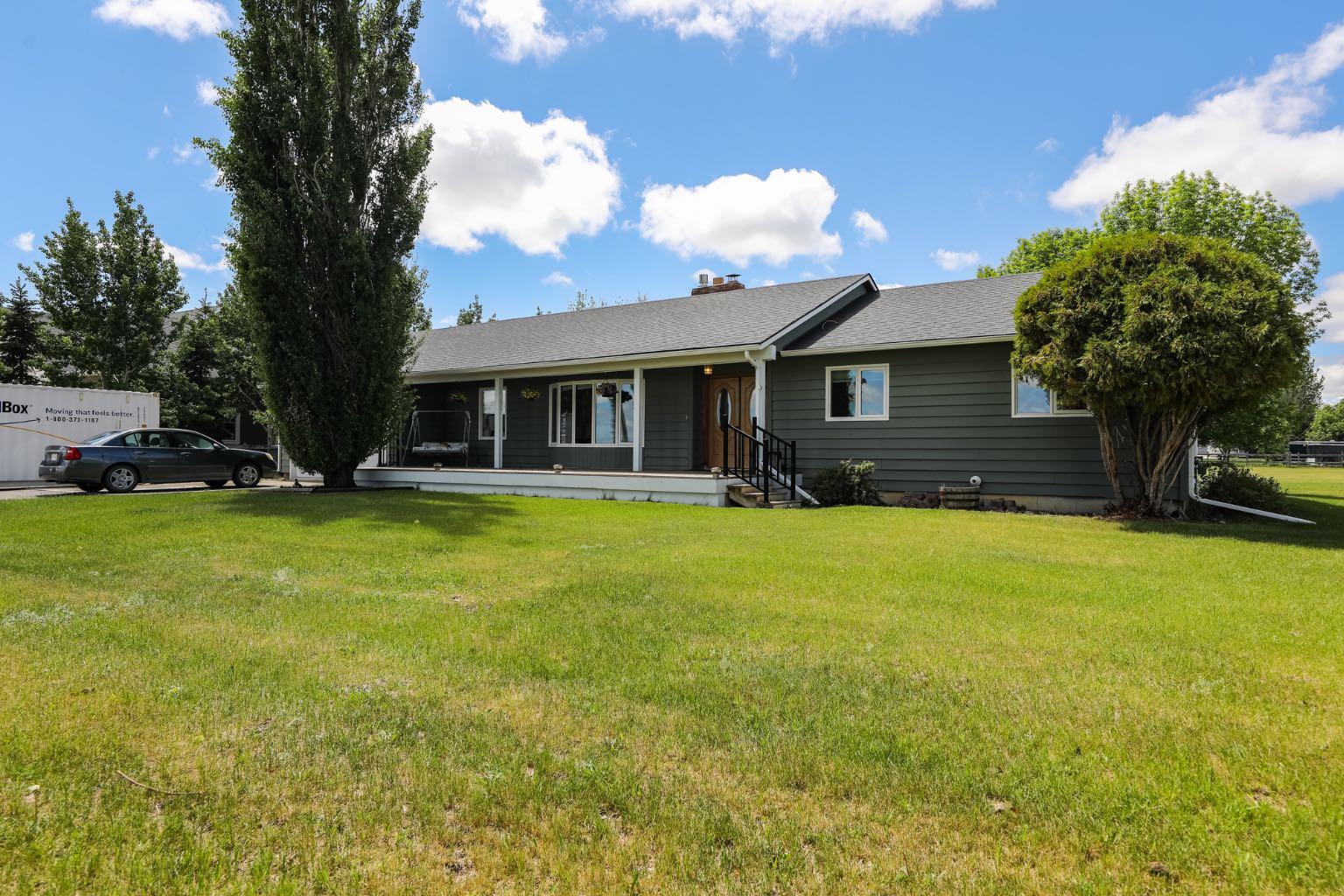 54 N 4 Street E