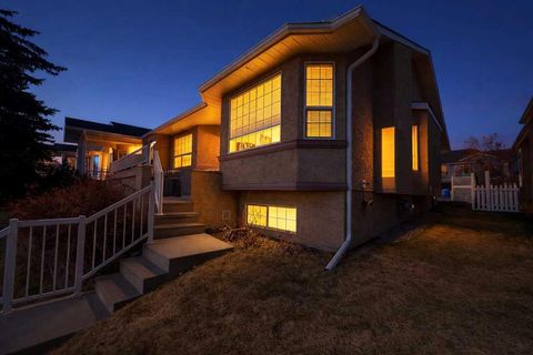 138 Sierra Morena Green SW Calgary AB T3H 3E4