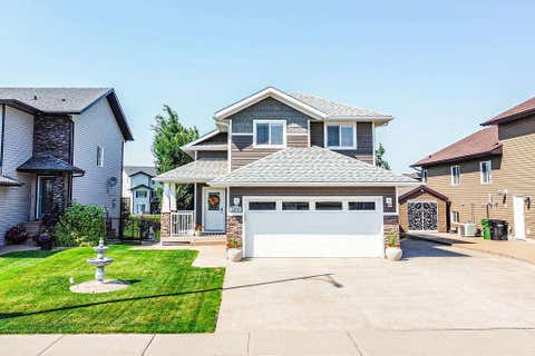 Photo of 5206 33A Avenue, Camrose, AB T4V 4E2 (MLS # A2333770)