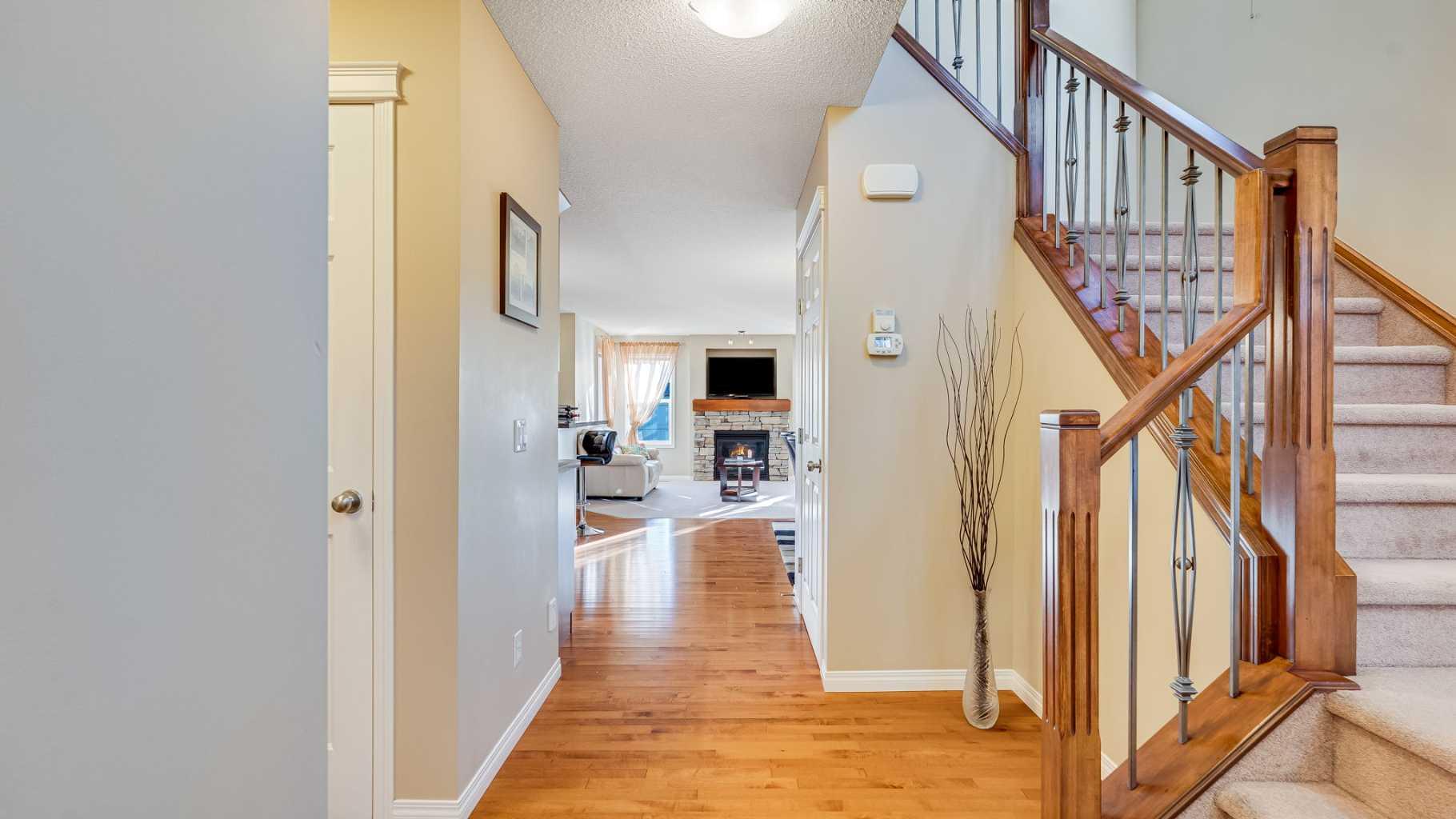 157 Bridleridge View SW