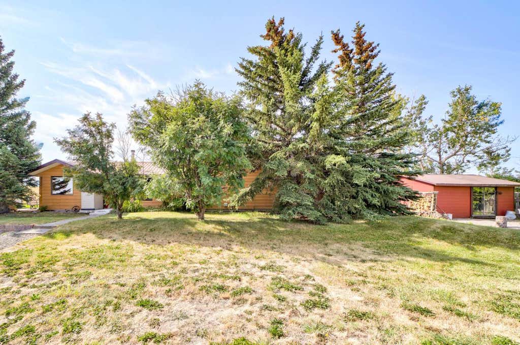 Photo of 01317 Hwy 507, Rural Pincher Creek No. 9, M.D. of, AB T0K 1W0 (MLS # A2334039)